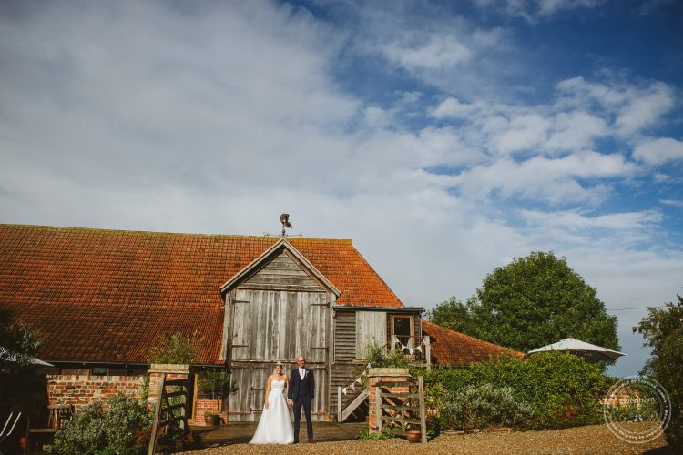 011016-moreves-barn-wedding-photographer-essex-163